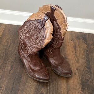 Coconuts by Matisse Two-Tone Western Boots